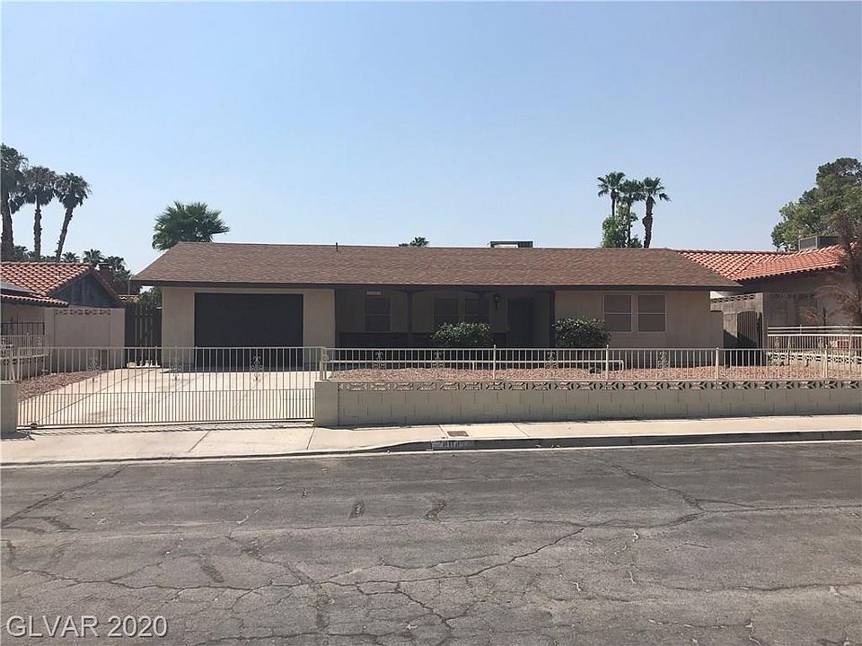 1st image of 2404 La Luna Dr