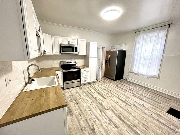 5th image of 1801 Elm Ave