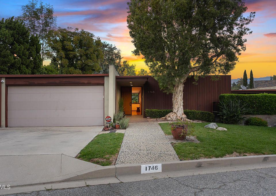 1st image of 1746 Las Palmitas St