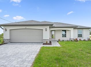 2211 NE 34th Terrace Cpe, Coral, FL 33909