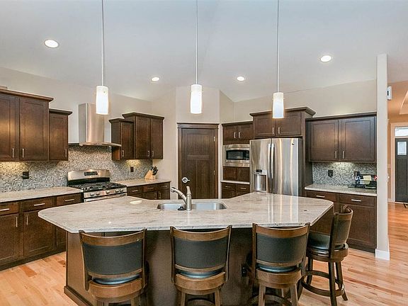 4th image of 1428 Dunley Ct