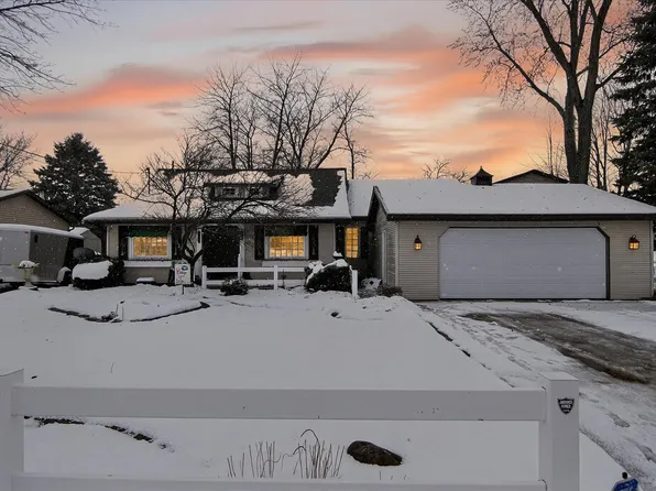 289 Lyon Lake Rd, Marshall, MI 49068