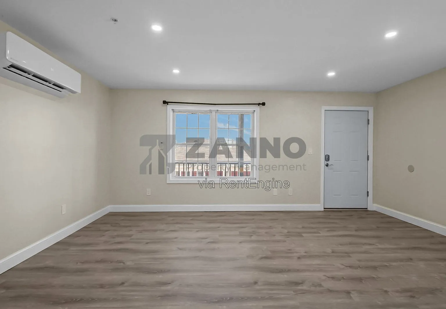 2 bed, 1.0 bath, $1,850 — Photo 2