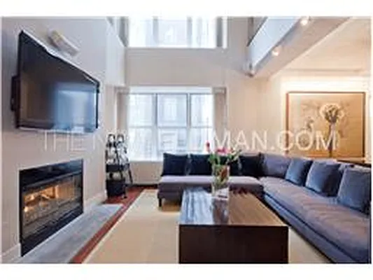 Rented by Douglas Elliman | media 14