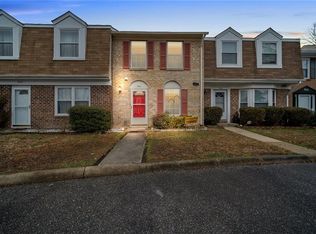 924 Smoke Tree Ln, Virginia Beach, VA 23452