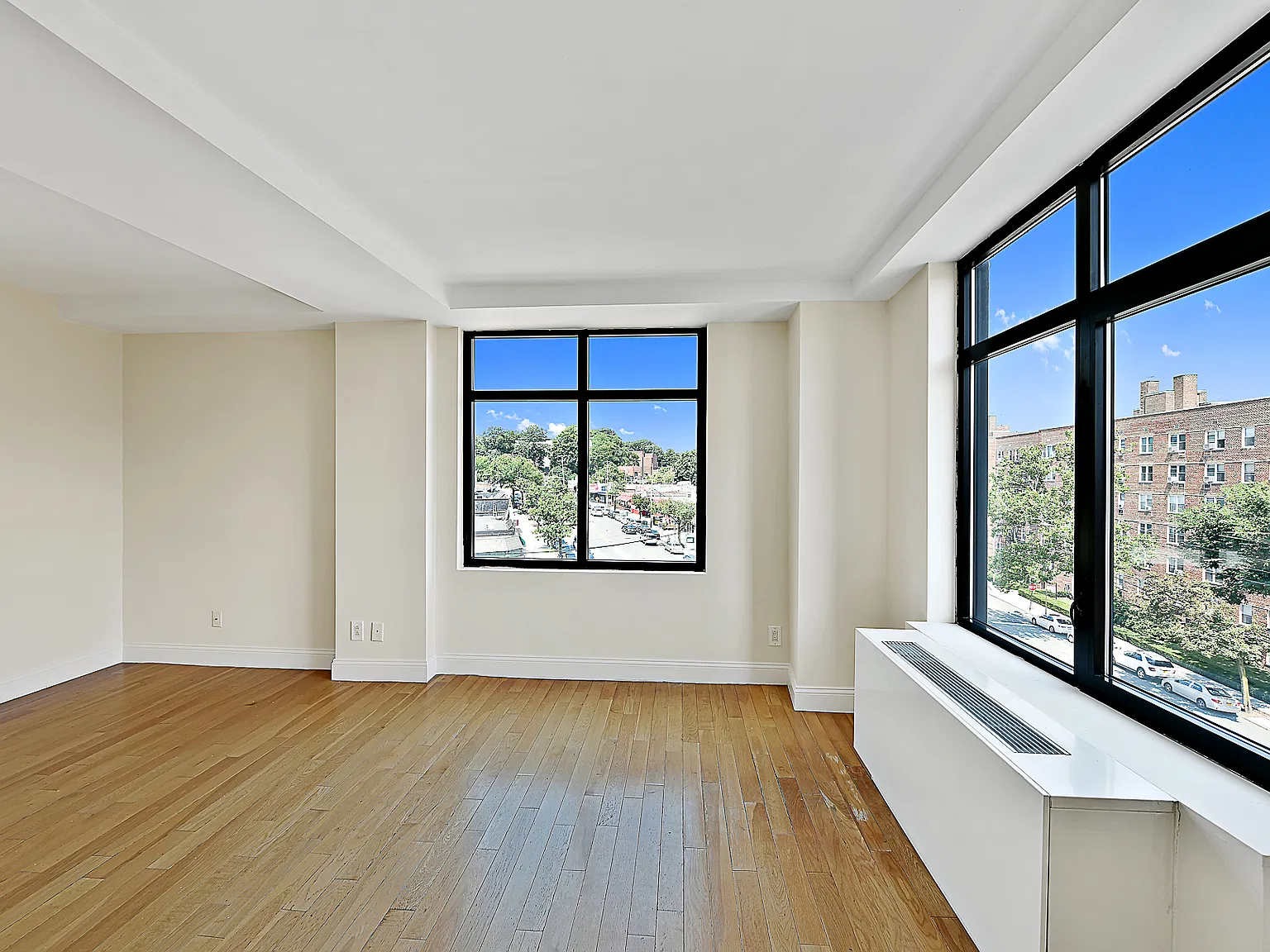 3536 Cambridge Avenue — Photo 1