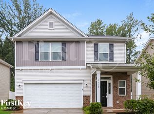9538 Hamel St, Charlotte, NC 28215