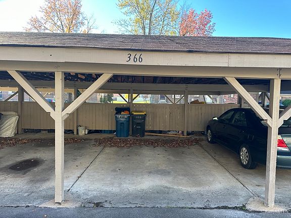 2nd image of 366 Bexley Ct