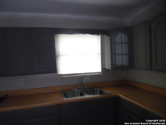 5th image of 2417 Potosi St