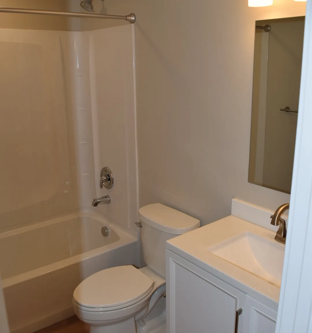 3 bed, 1875 sqft, $2,450 — Photo 4