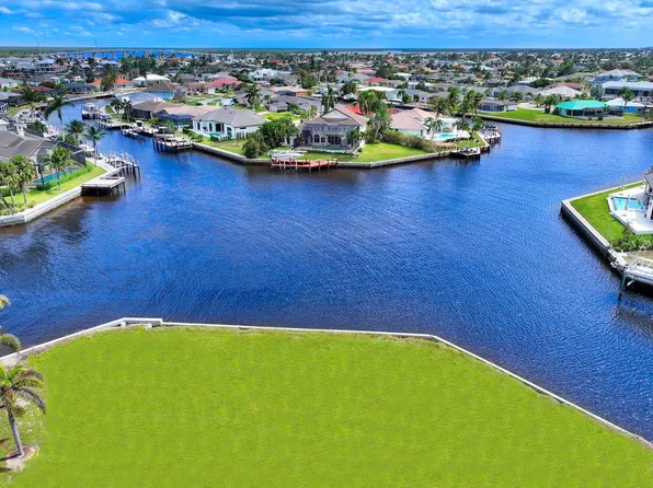 976 N Barfield Dr, Marco Island, FL 34145