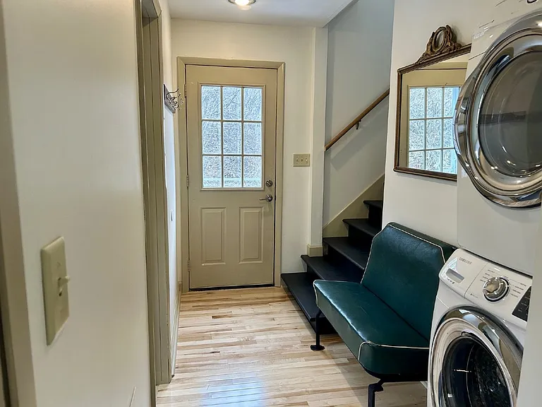 1215 E Skyline Pkwy — Photo 13