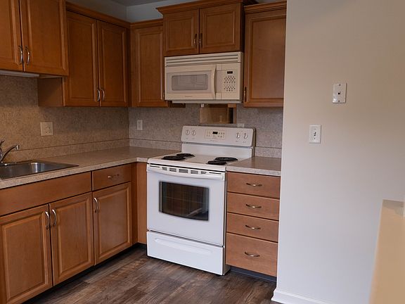 4th image of 50 Ramsgate Ln