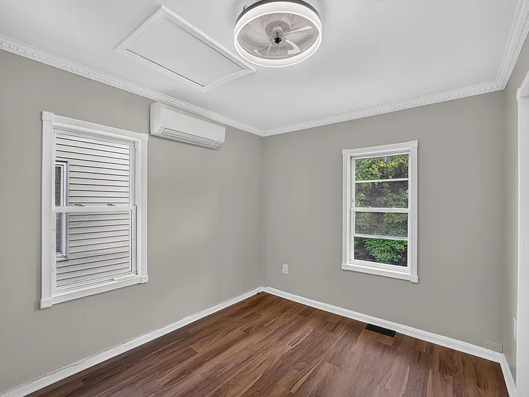 1004 Girard St NW — Photo 14