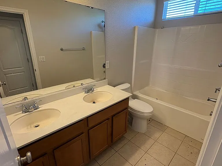 1332 Tuolumne Way — Photo 13
