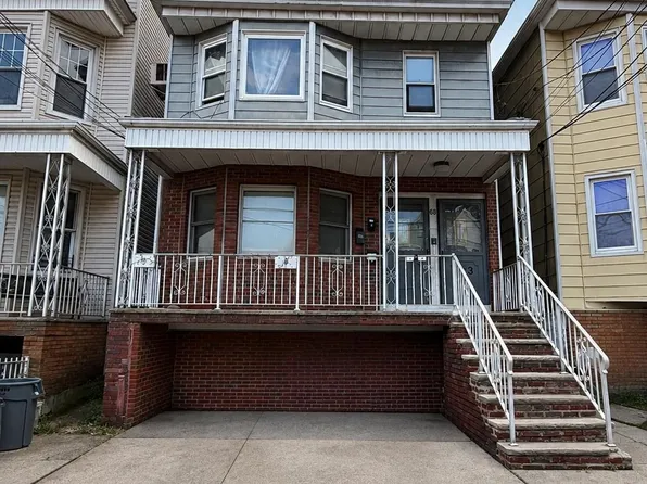 68 West 15th Street image 1 of 11