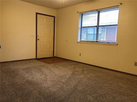 2nd image of 1008 Benton St APT A
