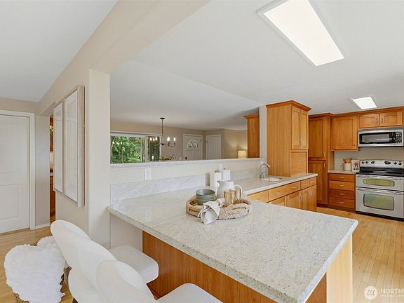 4th image of 919 Lummi Drive