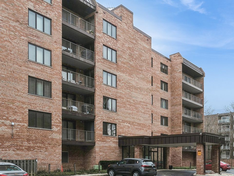 1st image of 905 Center St Unit 508
