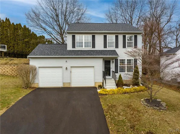 3133 Florian St, Easton, PA 18045