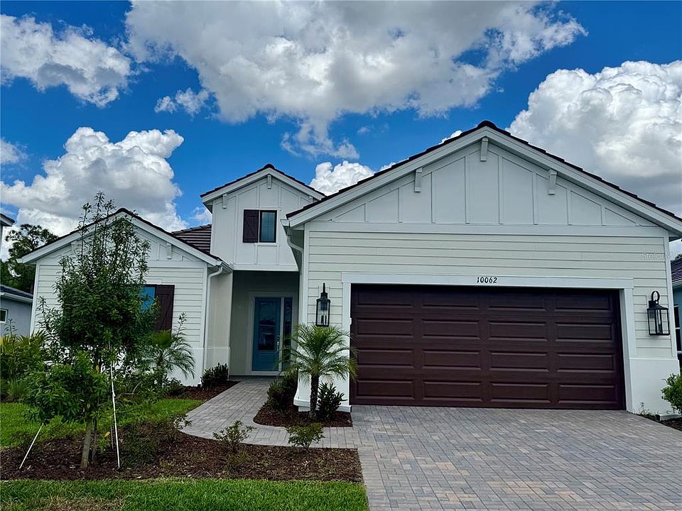 1st image of 10062 Crystal Isle Cir