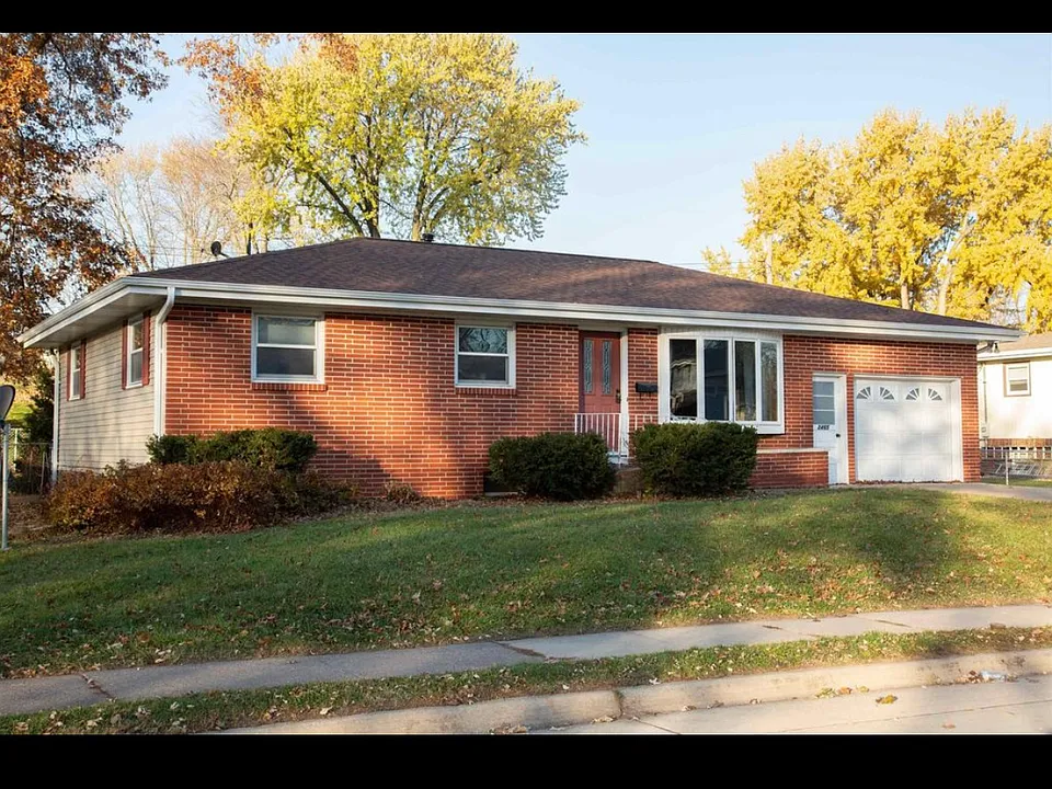 2465 Evergreen Dr