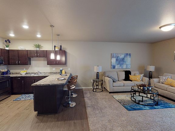 4th image of 3108 12th Ave NW #920-207