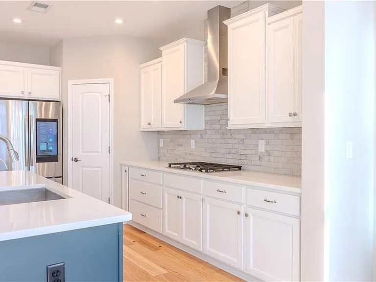 8040 Scenic Ridge Way — Photo 11