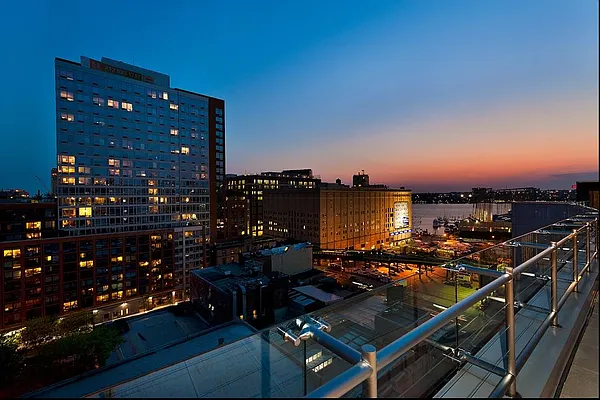 Sold by Corcoran | media 22