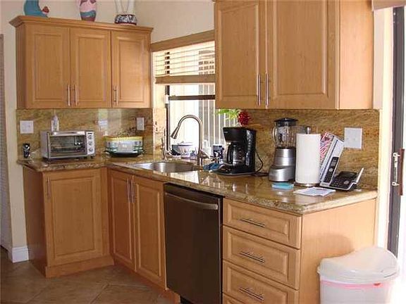 5th image of 566 Village Lake Drive #566