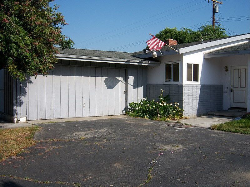 Claremont Fixer...call or e-mail for more details...