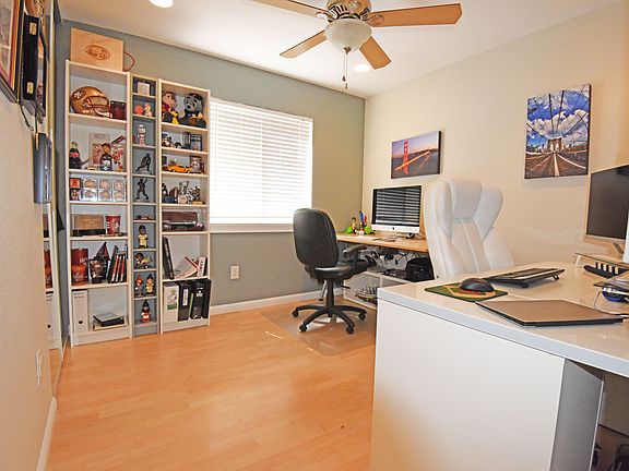 5th image of 2207 Glenmount Dr