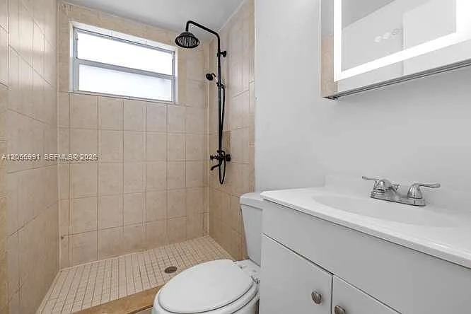 573 NE 82nd St #5 — Photo 10