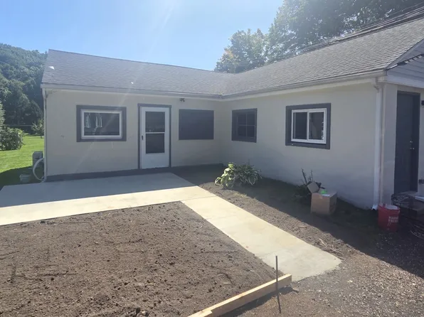 361 Pomeroy Ave, Meriden, CT 06450
