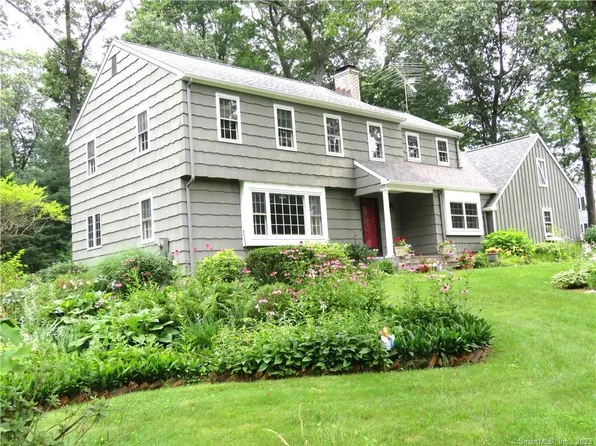 10 Verbena Court, Cheshire, CT 06410