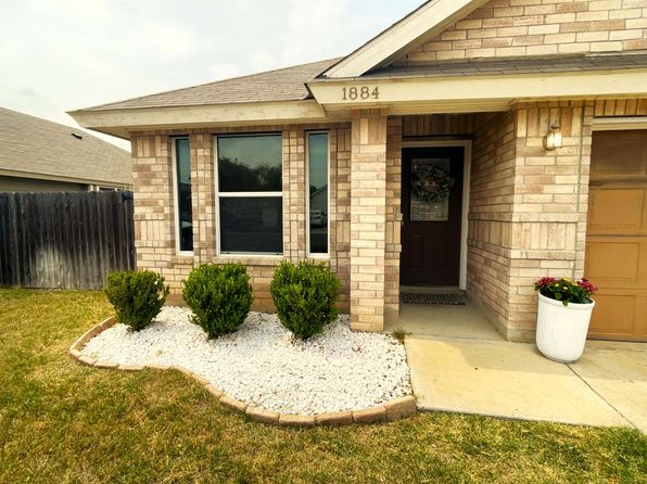 1884 Stone Field Ln, Laredo, TX 78045