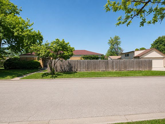3rd image of 4253 Prescott Ave