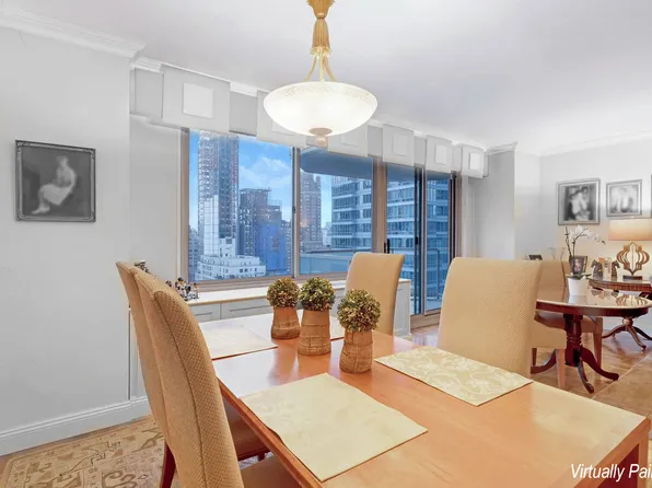 300 East 74th Street 18E image 2 of 9