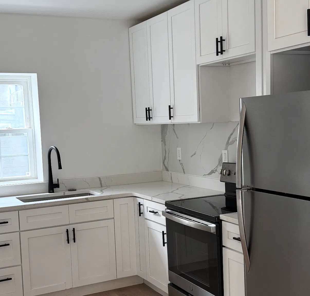 2 bed, $1,600 — Photo 2