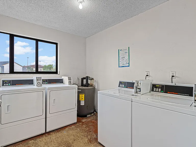 510 W Park Dr #104-3 — Photo 37