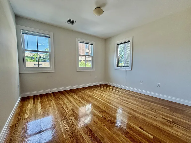 1110 Massachusetts Ave #2 — Photo 8