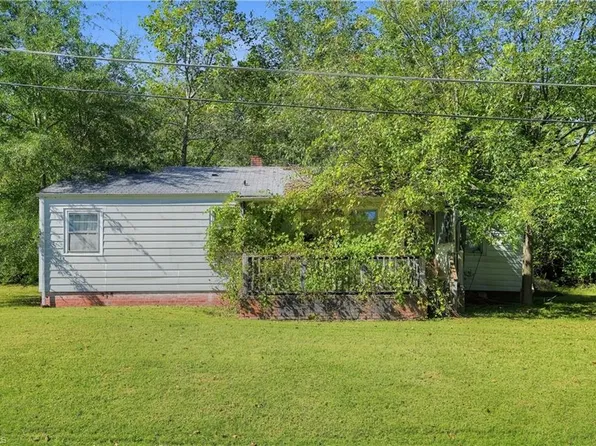 150 Star Dr, Lexington, NC 27295