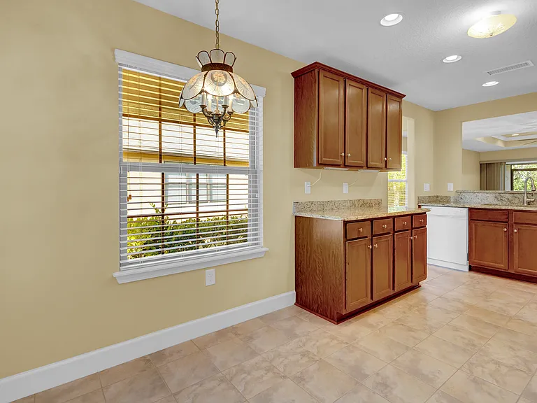 21 Cypress Bay Dr — Photo 12