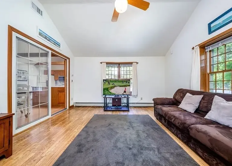 18 Goat Field Ln #1 — Photo 4