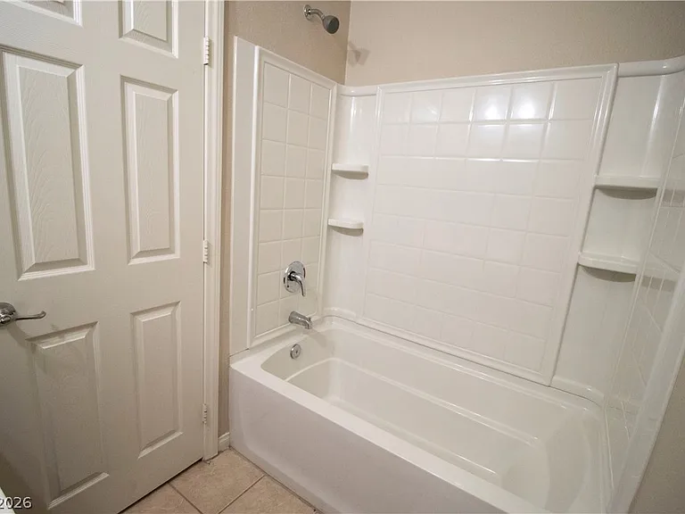 9124 Alpine Grove Ave #101 — Photo 10