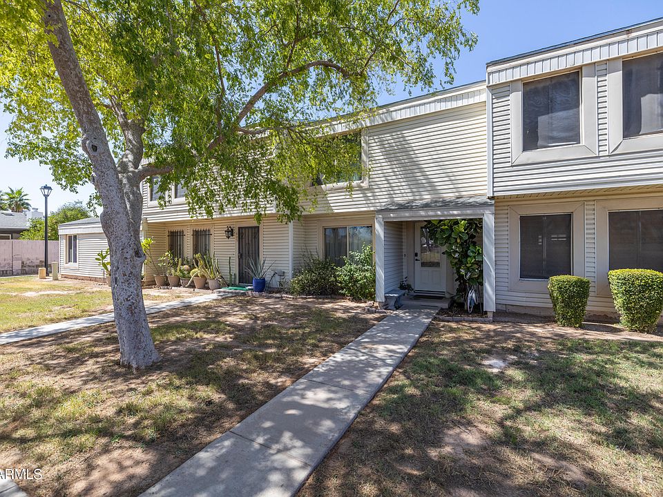 1st image of 407 E WOODMAN Drive