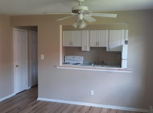 13821 Cedar Rd APT 206, Cleveland, OH 44118