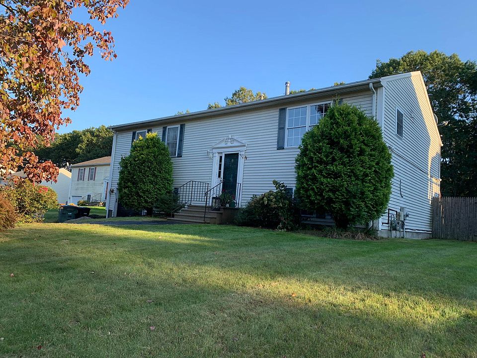 74 Hunters Crossing Dr, Coventry, RI 02816 Zillow