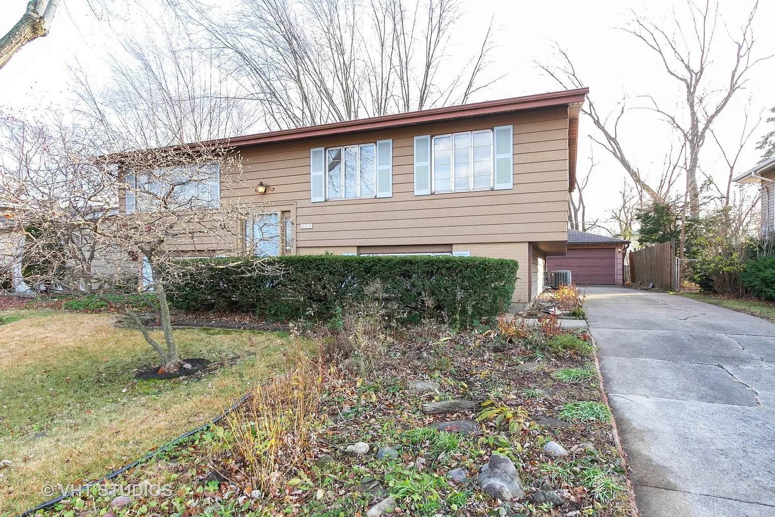 515 Homan Ave photo 1