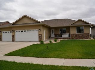 4101 E Brookline Dr, Sioux Falls, SD 57103